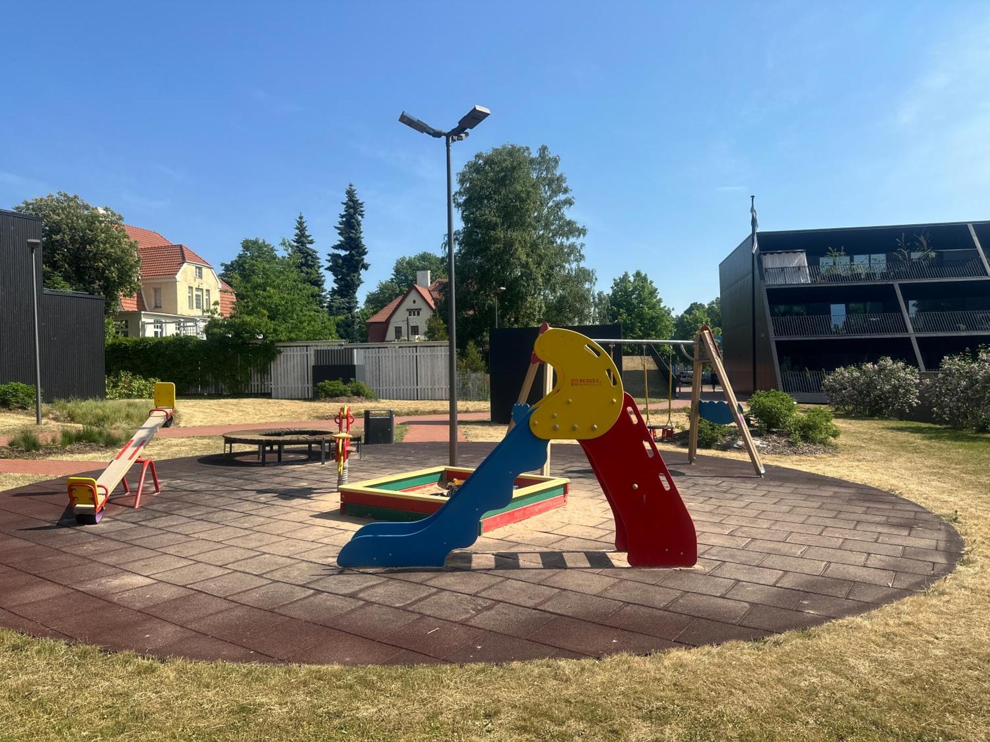 Artisa Riia Str 22A Luxury Apartment Tartu Exterior foto